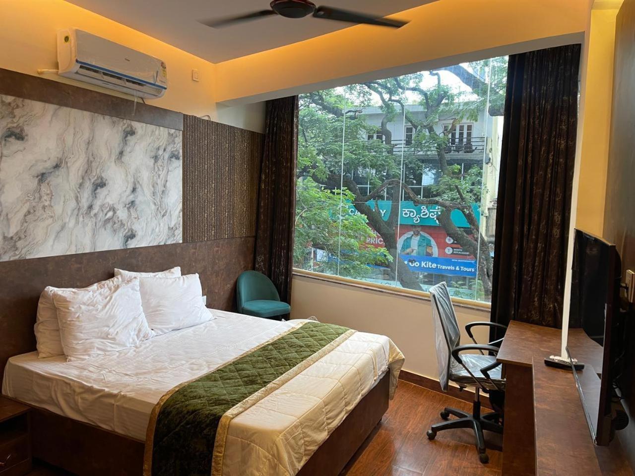 The Taaj Inn Bengaluru Kültér fotó