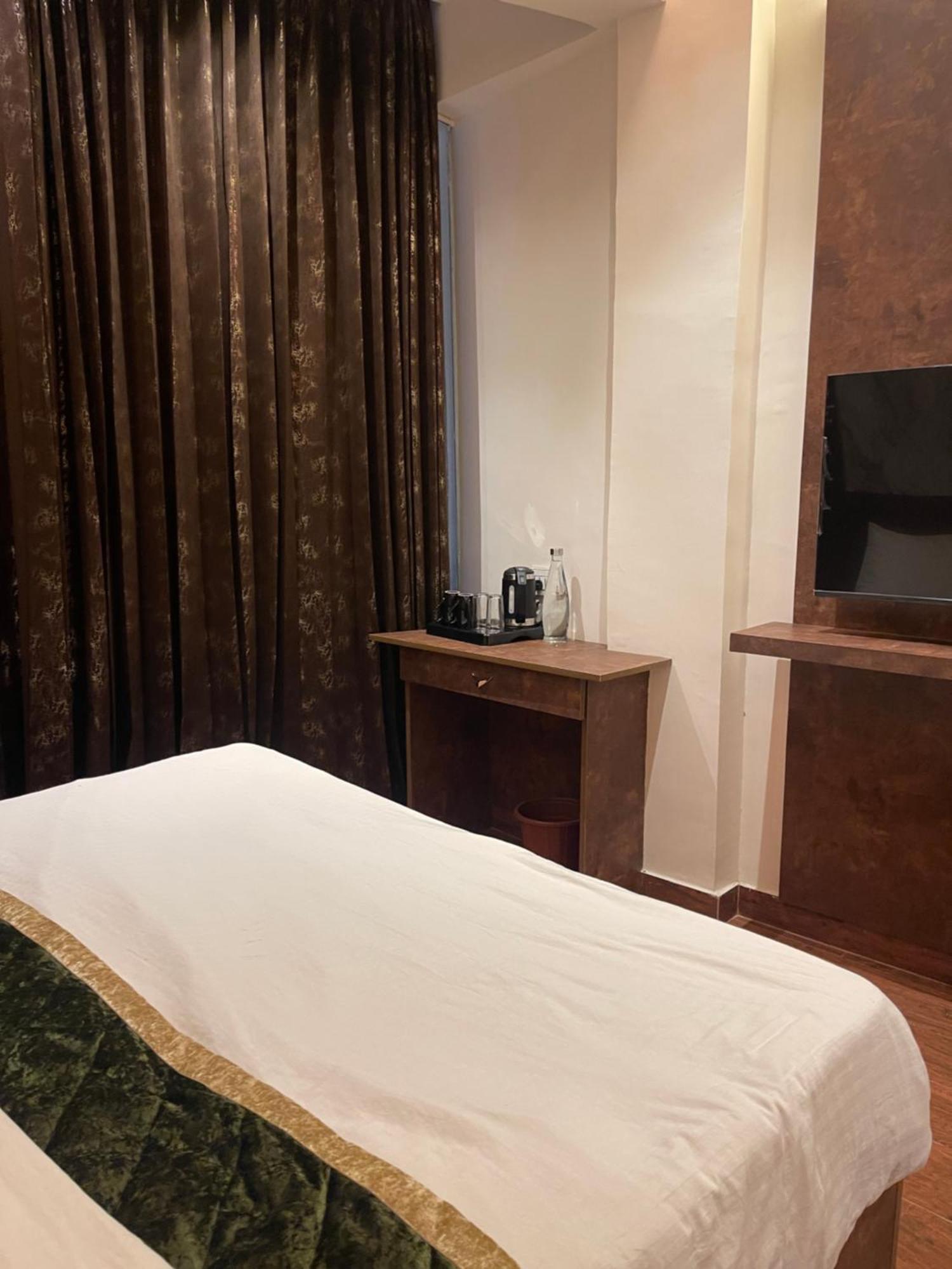 The Taaj Inn Bengaluru Kültér fotó