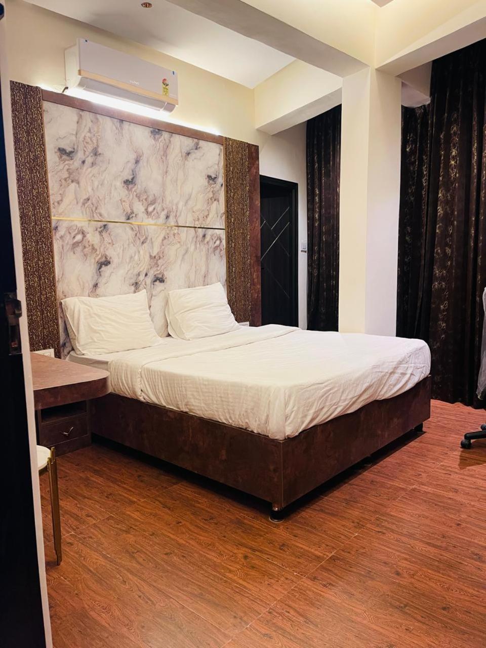 The Taaj Inn Bengaluru Kültér fotó